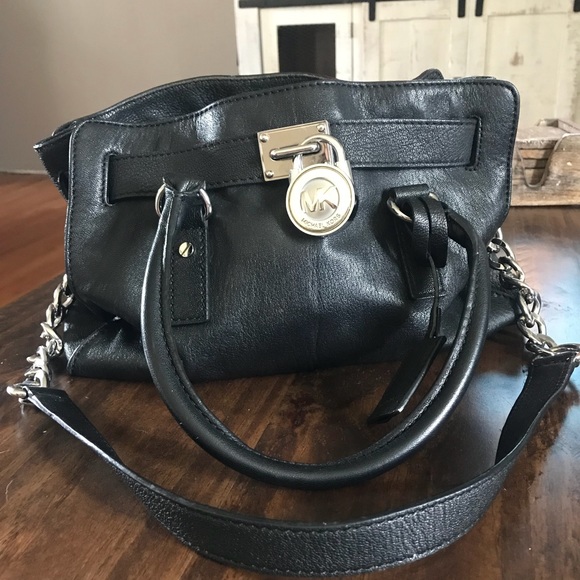 michael kors hamilton bag dimensions